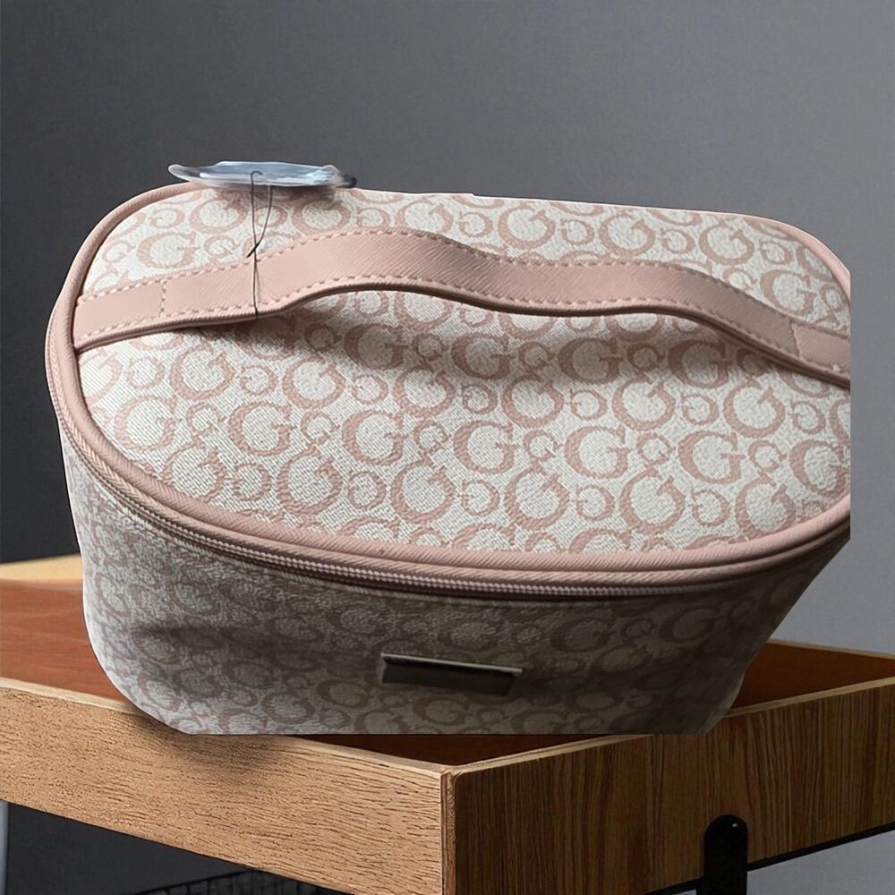 GUESS Makeup Bag NWT Blush Pink Cosmetic Case 11x7x13 Zipper Closure - Picture 4 of 8